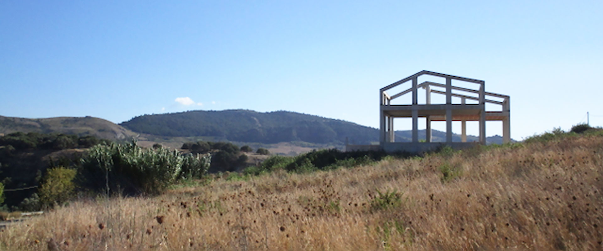 constructionfieldskymountain